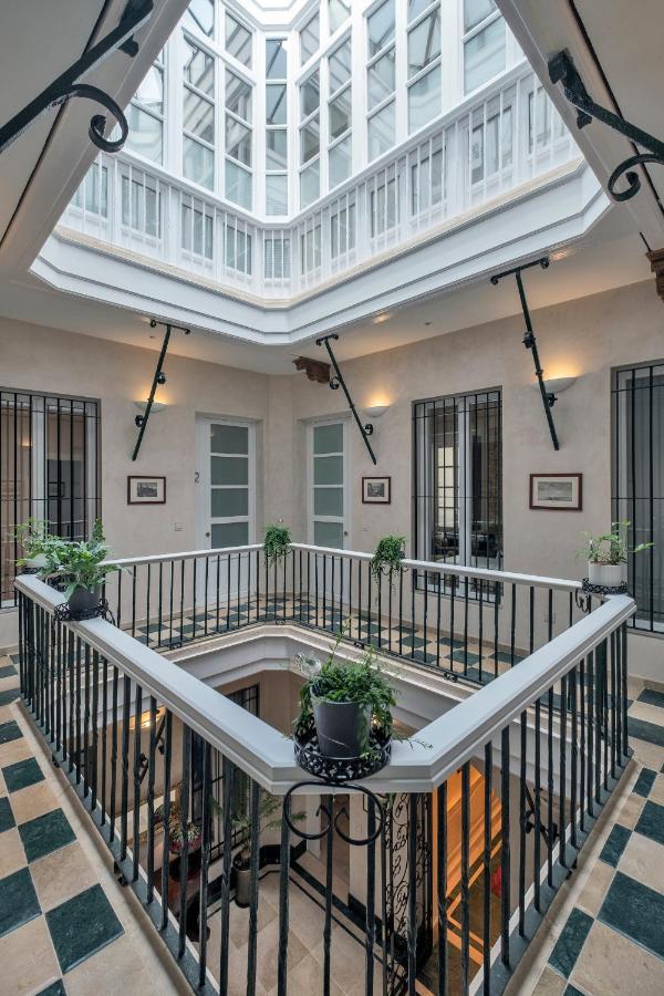 Gadir Suites カディス エクステリア 写真